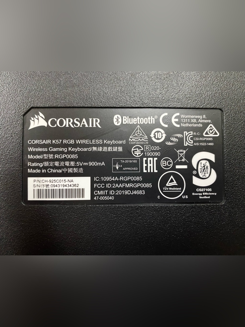 Corsair Black Gaming Keyboard - Picture 4 of 5